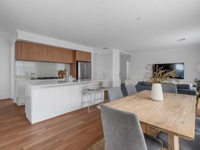 14 Grevillea Approach, Yalyalup WA 6280