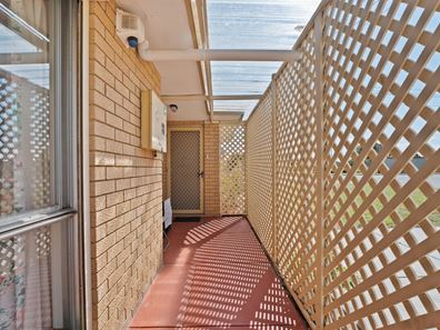 2 Voyager Court, Cooloongup WA 6168
