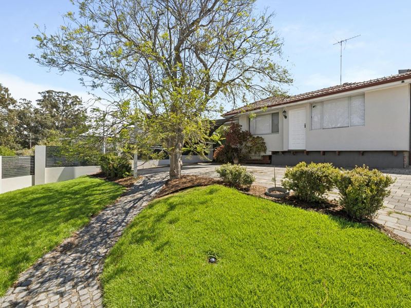 42 Maurice Street, Embleton WA 6062
