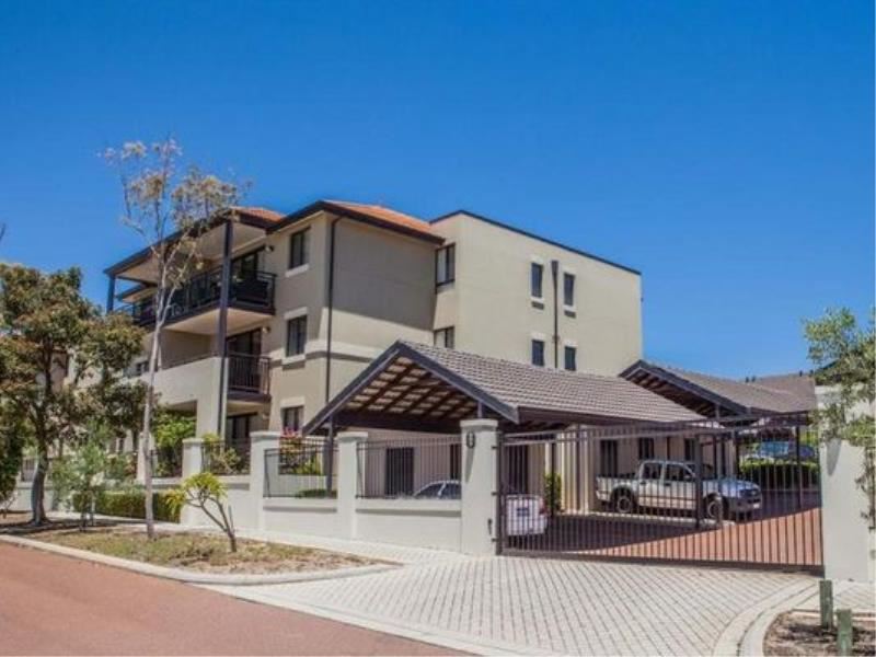 5/2 Wattlebird Loop, Joondalup