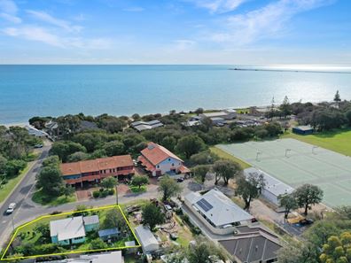 2 Swan Street, West Busselton WA 6280