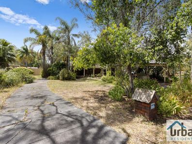 15 Mary Street, Hazelmere WA 6055