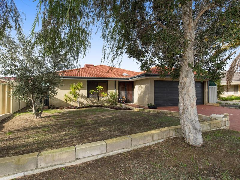 15 Strasbourg Ramble, Port Kennedy WA 6172
