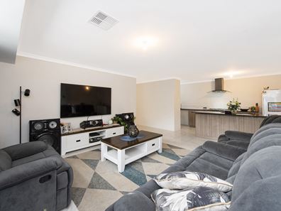 14 Chilvers Street, Baldivis WA 6171
