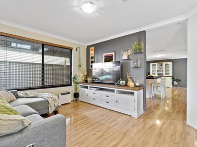 43 Ticklie Road, Seville Grove WA 6112