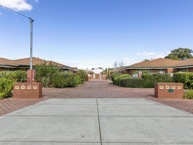 1/9-11 Hannans Street, Morley WA 6062