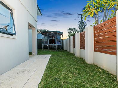 6 O'Mara Place, Belmont WA 6104