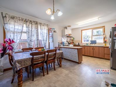 7 Lovegrove Way, Morley WA 6062