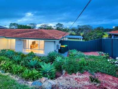 51 Mason Way, Padbury WA 6025