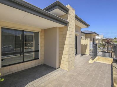 8 Ladywell Crescent, Butler WA 6036