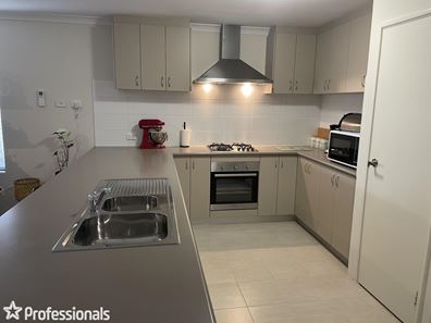 35 Mclachlan Turn, Byford WA 6122