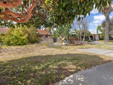 134 Lacey Street, Beckenham WA 6107