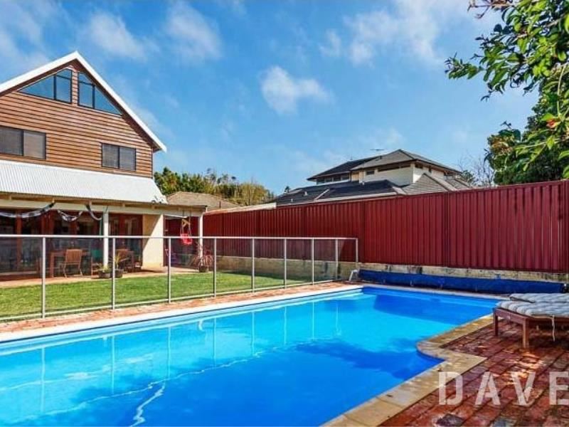 35 James Street, North Beach