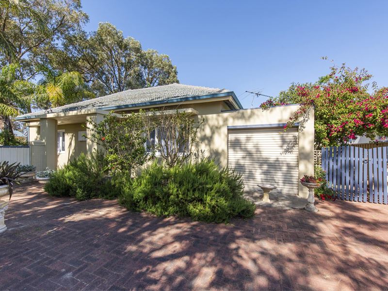 10 John Street, Middle Swan