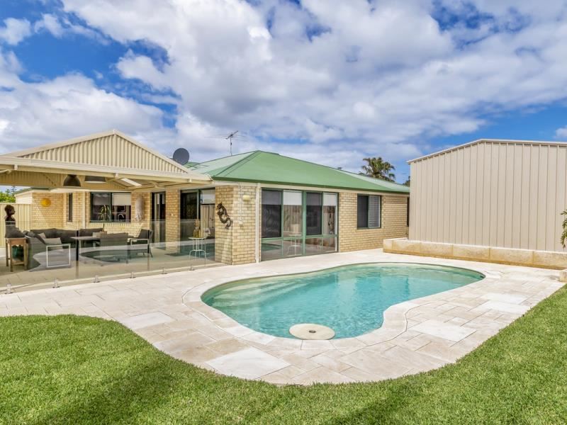 89 Templetonia Promenade, Halls Head WA 6210