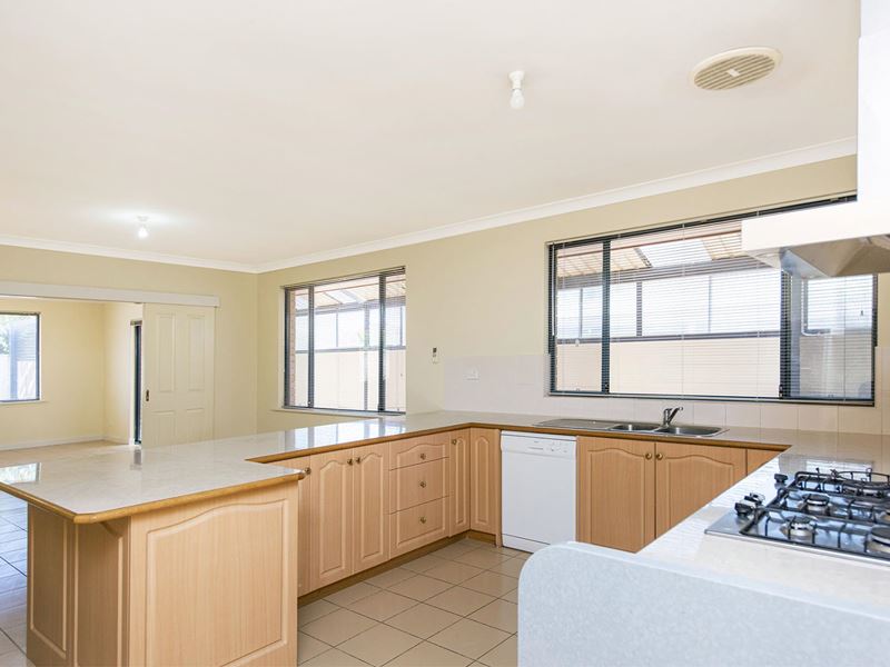 213 Warton Road, Thornlie
