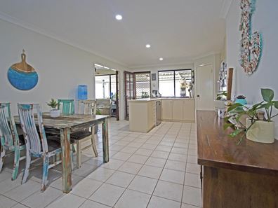 5 Bettong Avenue, Jurien Bay WA 6516