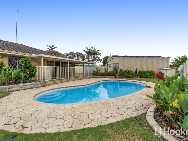 6 Scrubbird Court, Greenfields