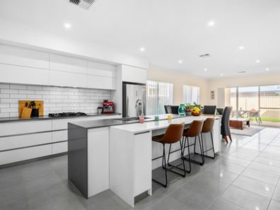 4 Filly Lane, Southern River WA 6110