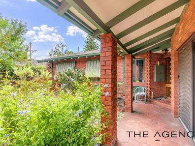 22 Regency Drive, Thornlie WA 6108