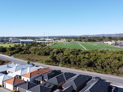 10 Delphi Way, Aveley WA 6069