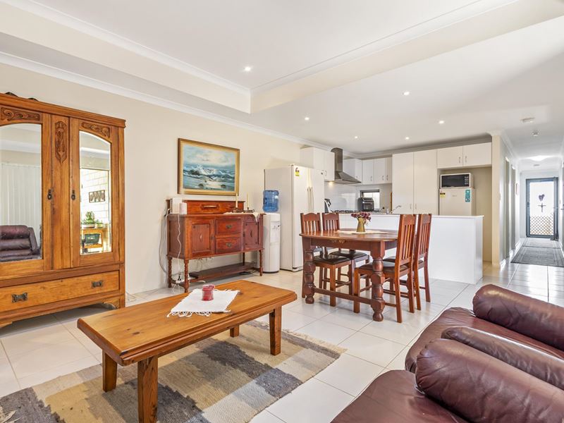 3 Clonmel  Cove, Ridgewood