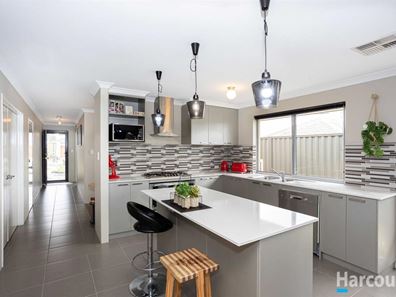 82 Fairmount Boulevard, Brabham WA 6055
