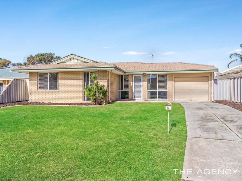 12 Pallarup Grove, Waikiki