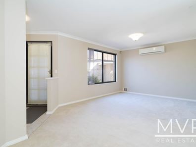 39B Marshwood Retreat, Bibra Lake WA 6163