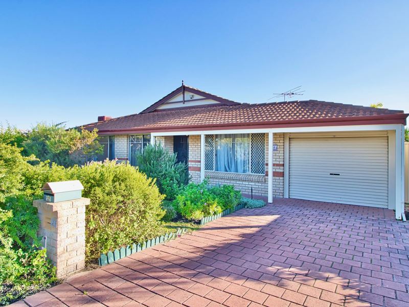 27 Parkland Drive, Warnbro WA 6169