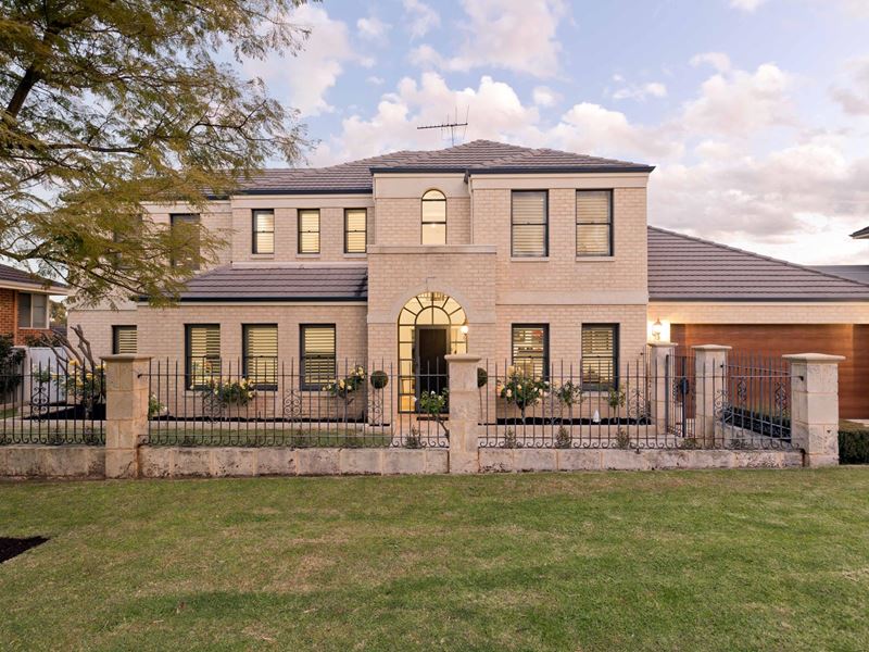 14 Lutey Road, Attadale