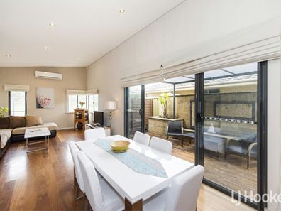 72 Verdant Crescent, Seville Grove WA 6112