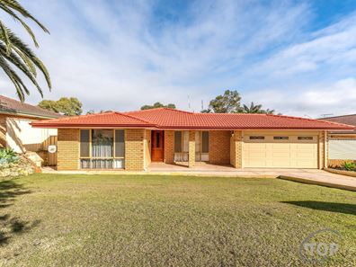 19 Beckley Circle, Leeming WA 6149