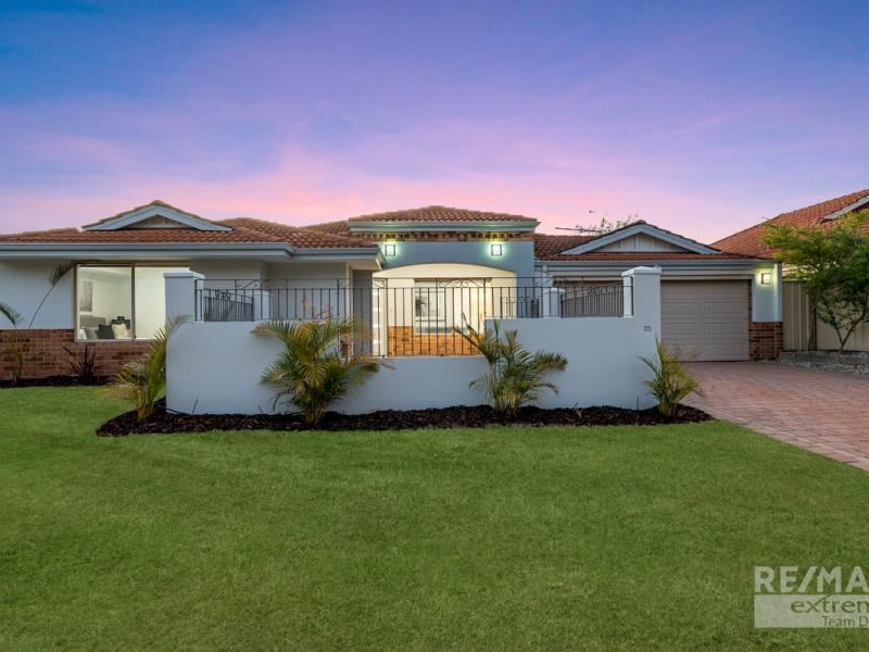 25 Palmerston Crescent, Tapping