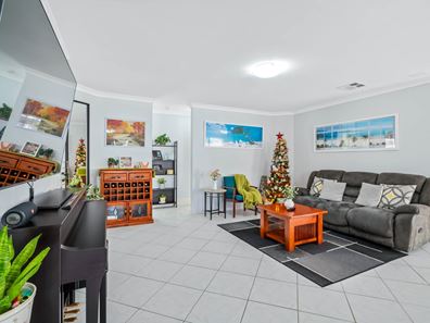 29 Gentle Circle, South Guildford WA 6055
