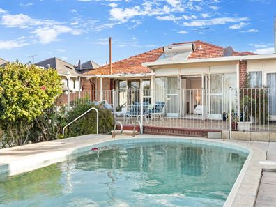 204 Ewen Street, Doubleview WA 6018