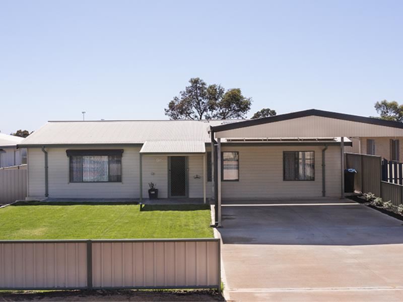 95 Narrakine Road, Narrogin
