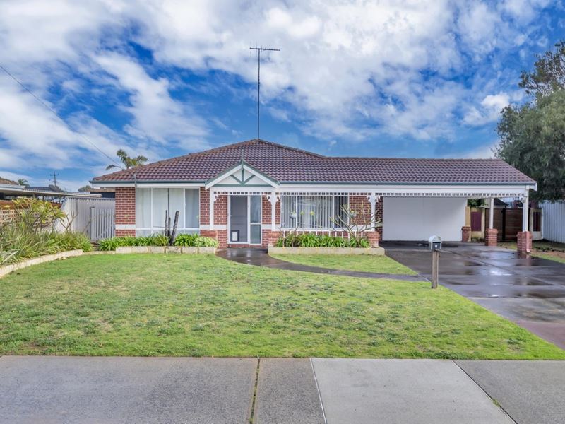 9 Teranca Road, Greenfields