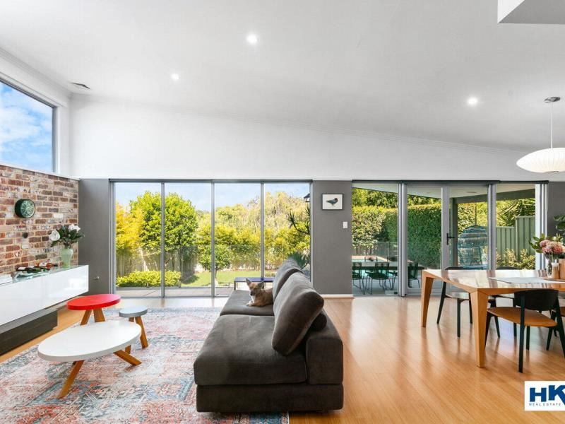 17 Hayward Street, Bayswater