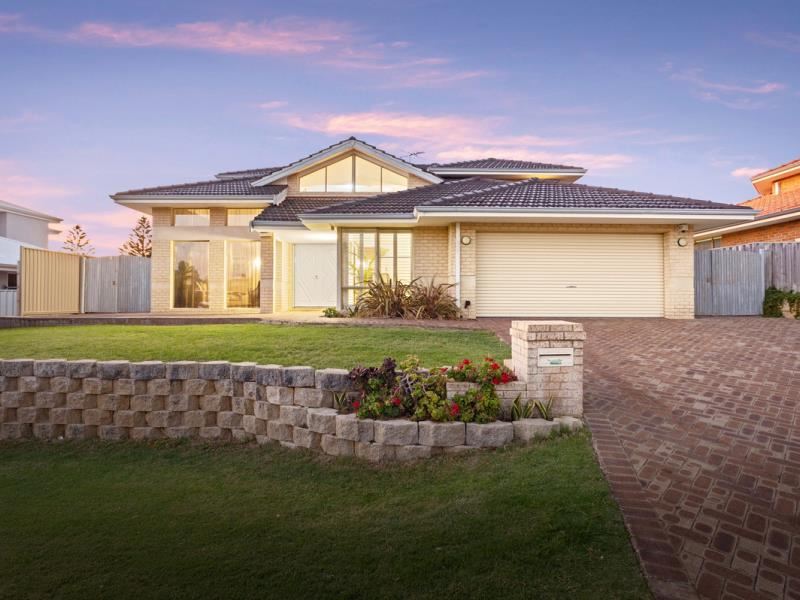 16 Broadbeach Boulevard, Hillarys