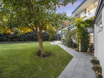 14 Arundale Crescent, Wembley Downs WA 6019