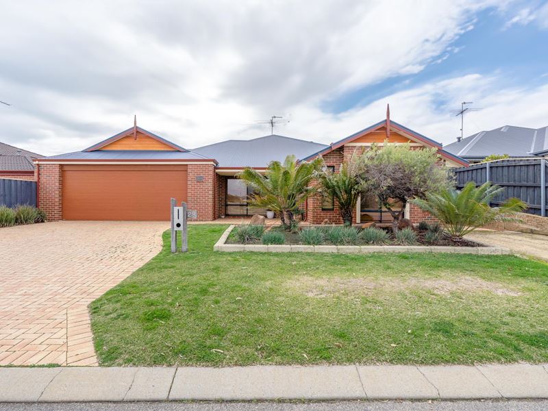 29 Tranquility Way, Halls Head WA 6210