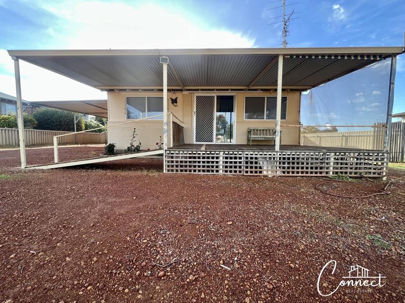 18 Gillett Street, Quairading WA 6383