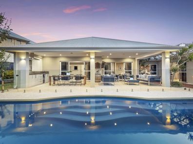 12 Rothwald Place, Hillarys WA 6025