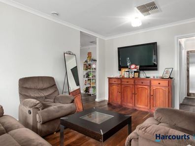 42B Shortland Way, Girrawheen WA 6064