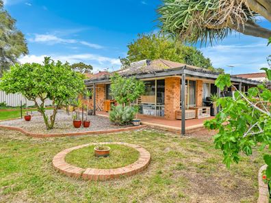 10 Goomarl Street, Dudley Park WA 6210