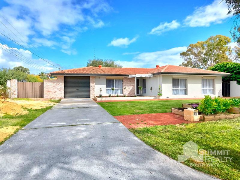 306 Ocean Drive, Withers WA 6230