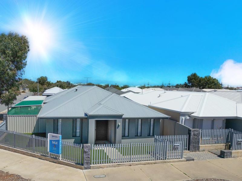 97 Thundelarra Drive, Golden Bay