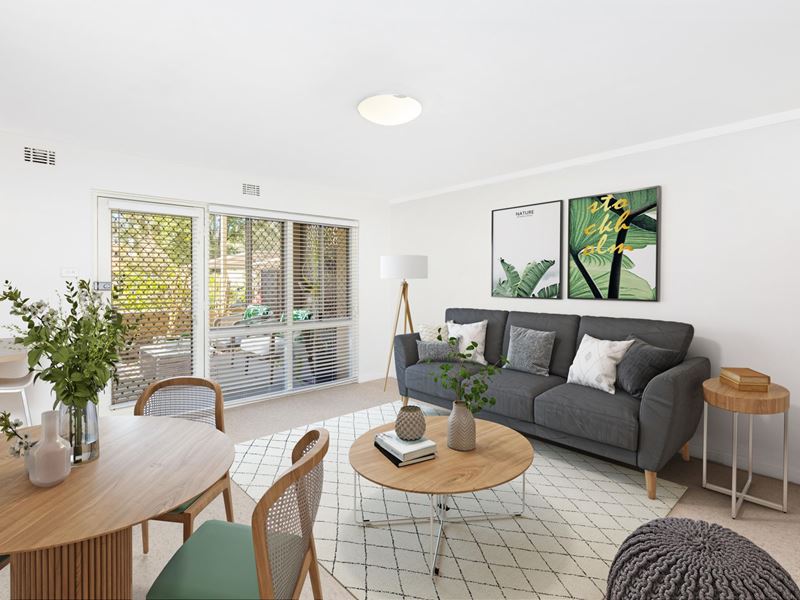 2/153 Fairway, Crawley