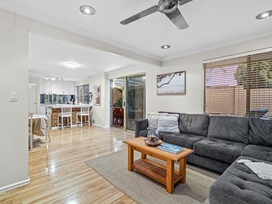 1/14 Ramsdale Street, Scarborough WA 6019